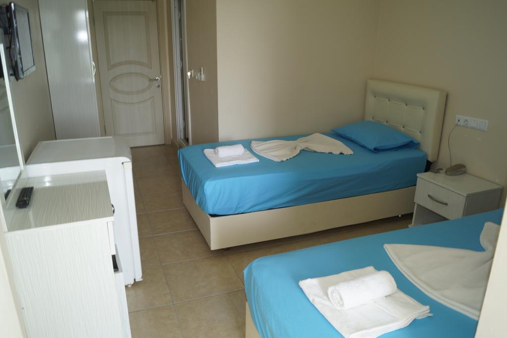 Delfin Hotel Kizkalesi Esterno foto